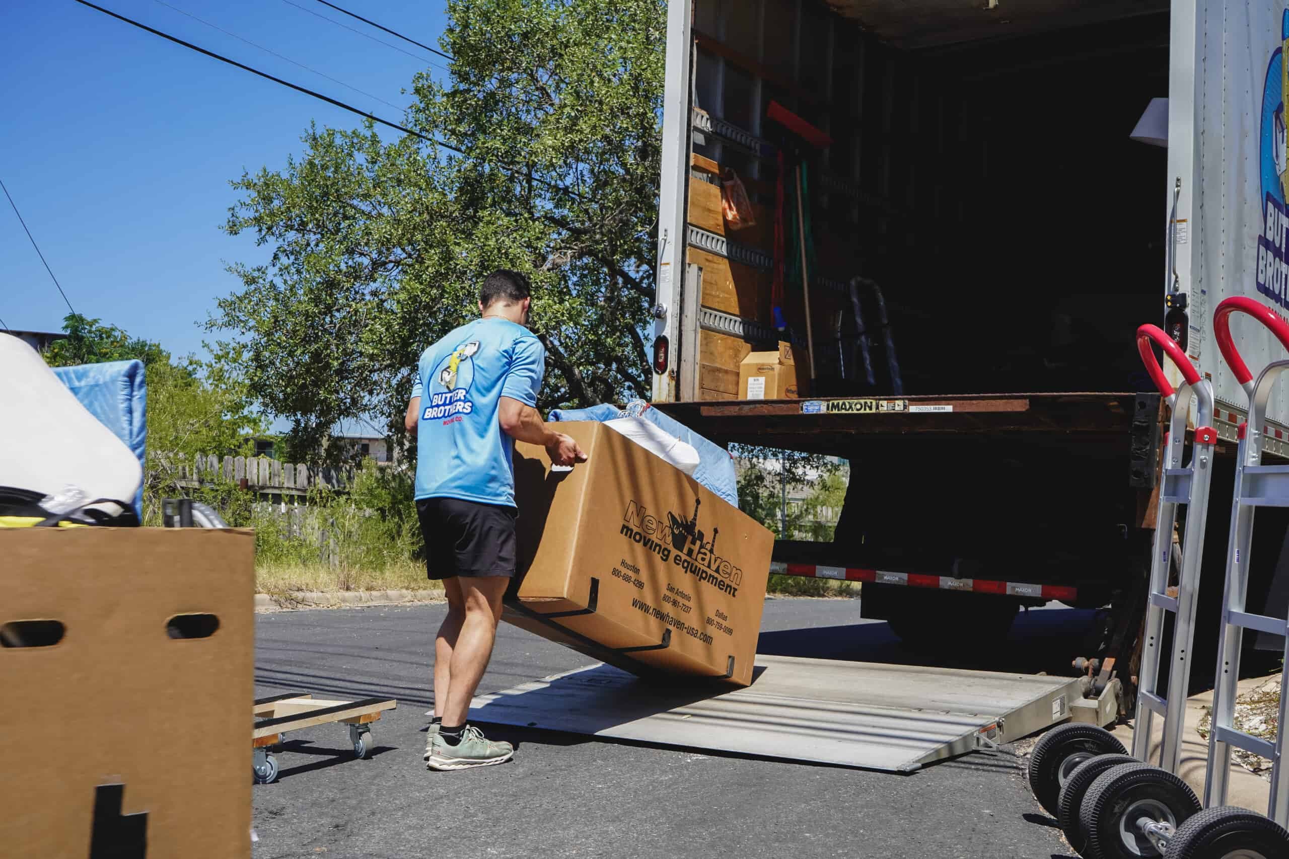 <h2>Your Trusted Moving Experts in Houston</h2>
<p>Welcome to Moving Companies Houston TX, your go-t...